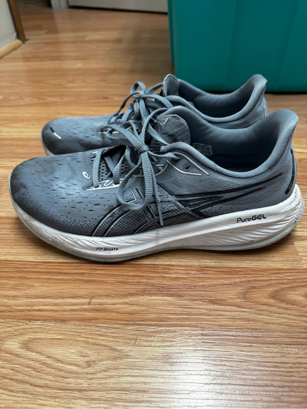 Asics Gray Running Shoes size 10 wide power gel